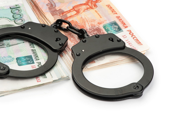 Handcuffs on Russian money - Zdjęcie, obraz