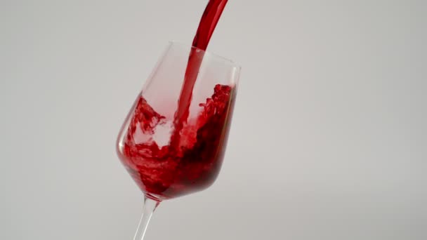 Slow Motion of Red Wine Splashing in Glass at 1000 fps - Footage, Video