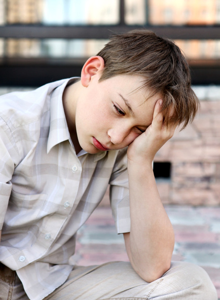 Sad Kid outdoor - Фото, изображение