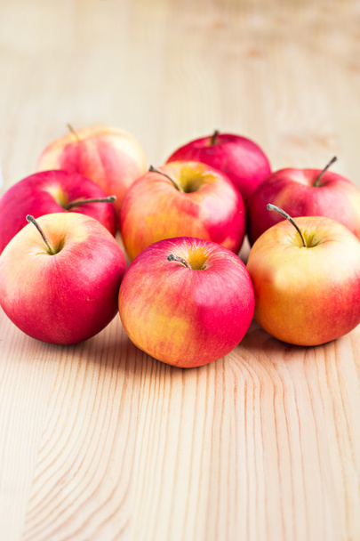 maçãs na mesa - Foto, Imagem