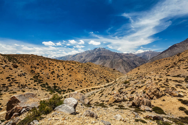 Soli-laakso Himalajalla - Valokuva, kuva