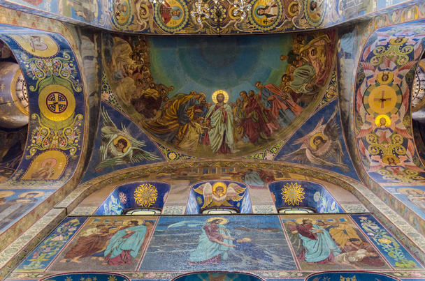 інтер'єр церкви Спасителя пролитої крові в Санкт ПЕТ - Фото, зображення