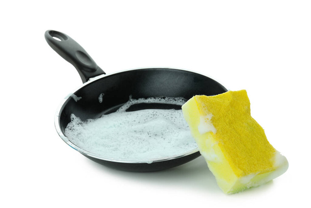 Концепция посудомоечных принадлежностей, изолированных на белом фоне - Фото, изображение
