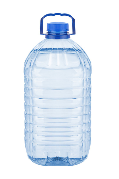 Botella grande de plástico con agua sobre fondo blanco
 - Foto, imagen