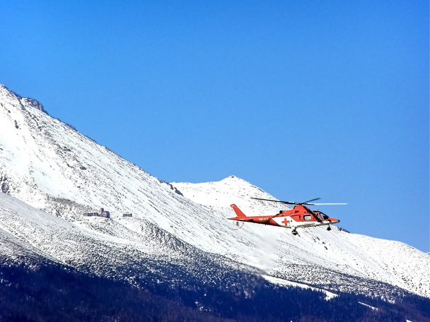 letecká technika a vrtule s linií hor - Fotografie, Obrázek