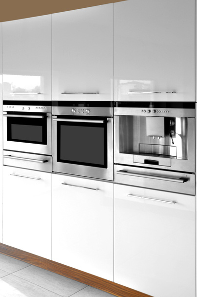 Кухонные шкафы и оборудование
 - Фото, изображение