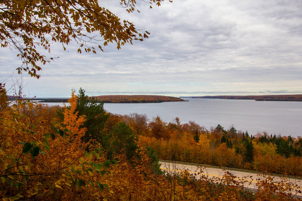 Widok na jezioro Superior, Michigan - Zdjęcie, obraz