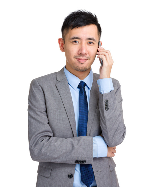 Азіатський бізнесмен розмови на мобільний телефон - Фото, зображення