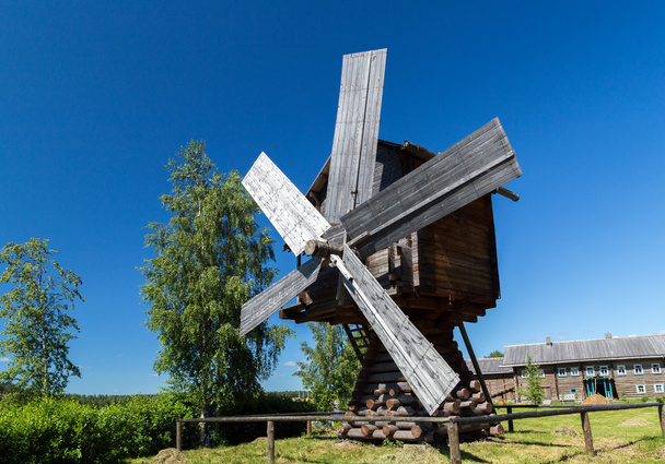 alte Mühle hölzern - Foto, Bild