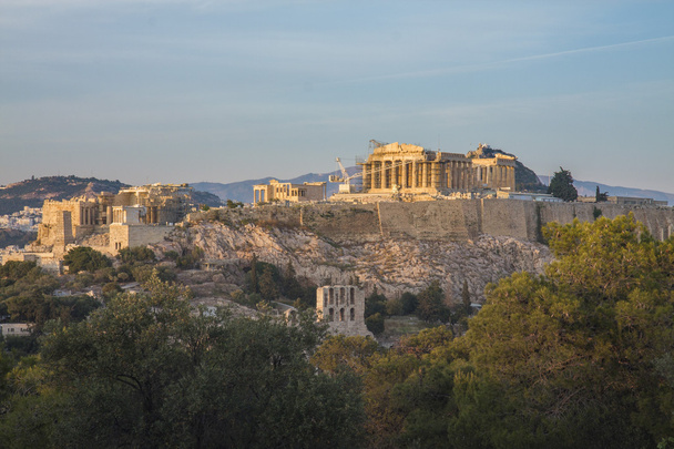 Acrópolis de Atenas vista desde la colina de Filopapou
 - Foto, Imagen