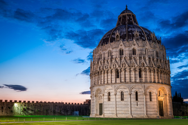 Ancient cathedral in Pisa at sunset - Valokuva, kuva