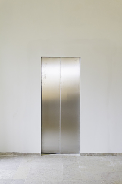 ανελκυστήρα σε κτήριο εσωτερικό - Φωτογραφία, εικόνα