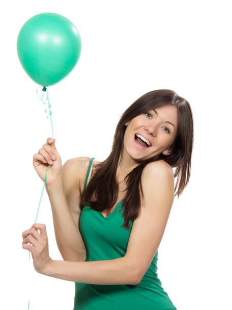 ευτυχισμένη κοπέλα με πράσινο μπαλόνι  - Φωτογραφία, εικόνα