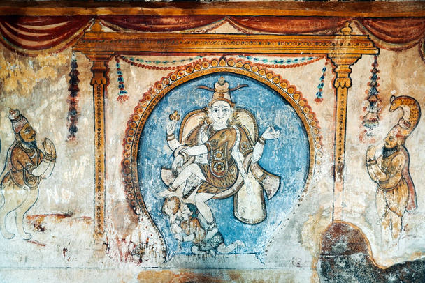 Affresco / affreschi murali nell'antico tempio di Brihadeeswarar a Thanjavur, Tamilnadu. Dipinti unici sul complesso del tempio storico di Thanjavur. - Foto, immagini
