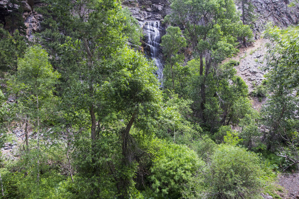 ブリダルベールの滝、スピーチフィッシュキャニオンの風景バイウェイ、サウスダコタ州 - 写真・画像
