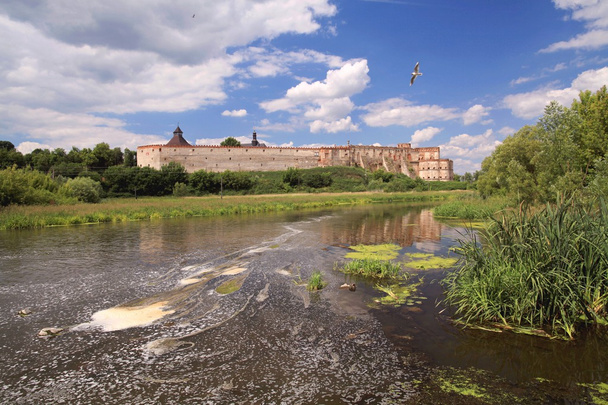 Medzhybizh castillo Letychivsky área Khmelnitsky región, Ucrania
. - Foto, imagen