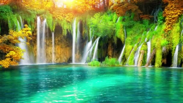 Vidéo cinématographique du paysage des cascades dans les lacs de Plitvice en Croatie en automne - Séquence, vidéo
