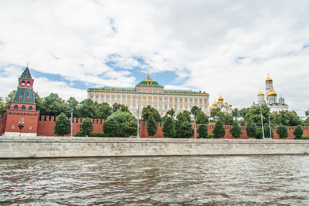 Moscow Kremlin Edifício em hora de verão
 - Foto, Imagem