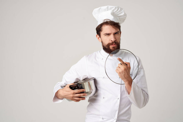 hombre chef uniforme cocina servicio de comida restaurante - Foto, Imagen