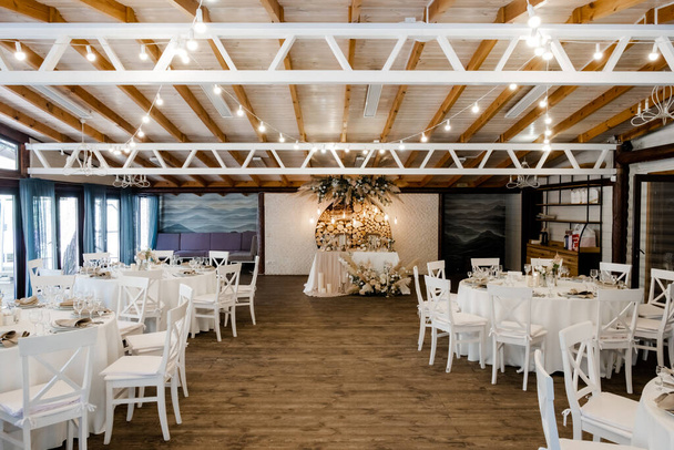 Wedding hall Rustic banquet in luxury restaurant - Fotó, kép