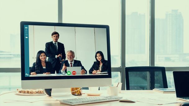 Videoverbinding tussen zakenmensen op virtuele werkplek of kantoor op afstand - Foto, afbeelding