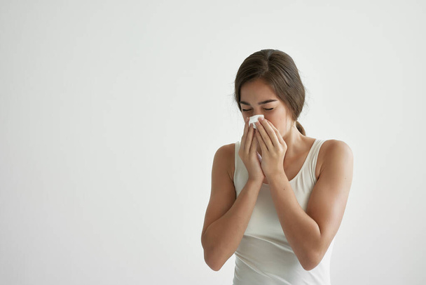 mulher frio lenço corrimento nariz problemas de saúde - Foto, Imagem