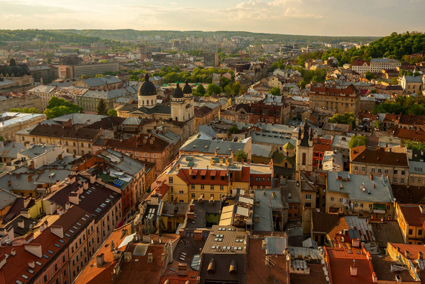 Panorama da cidade de Lviv
 - Foto, Imagem