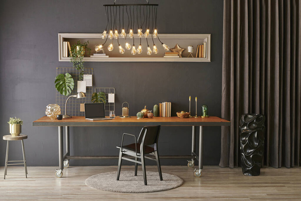 Dekoracyjny pokój biurowy z klasycznym dywanem i nowoczesnym stylu lampy, drewniany stół ozdoba domu i koncepcja krzesła. - Zdjęcie, obraz