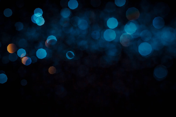 Siyah arkaplanda soyut mavi bokeh dokusu - Fotoğraf, Görsel