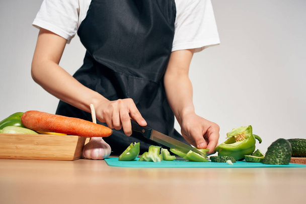 野菜の切断テーブル調理食品キッチンホーム - 写真・画像
