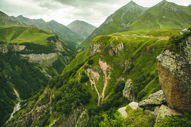 A beautiful landscape photography with Caucasus Mountains in Georgia - Fotoğraf, Görsel