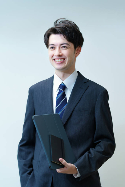 Portrét asijského mladého podnikatele - Fotografie, Obrázek