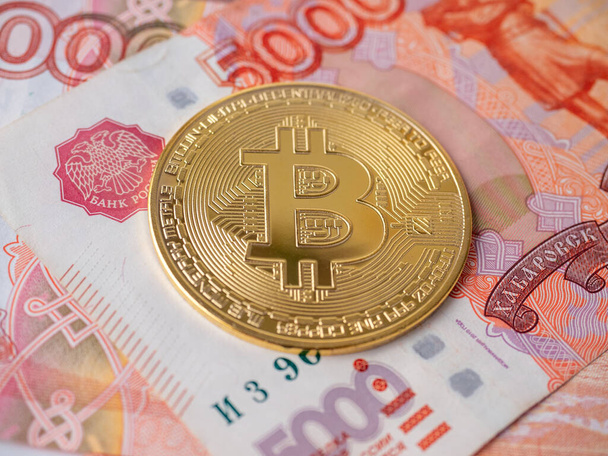 pénzt keres a bitcoin bányászata