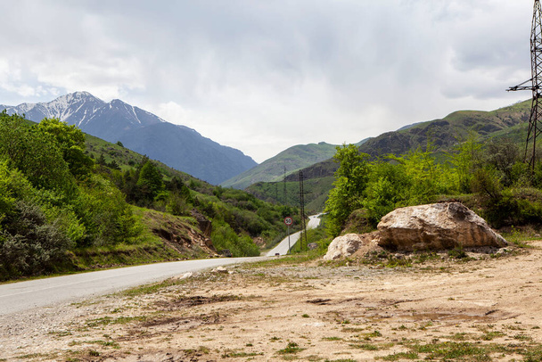 Santuario "Zadaleski Nana". El pueblo de Zadalesk. Osetia del Norte. Rusia. Mayo 17, 2021 - Foto, Imagen