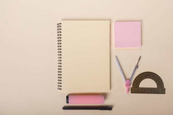beautiful layout of stationery. Beige notebook. Back to school - Foto, immagini