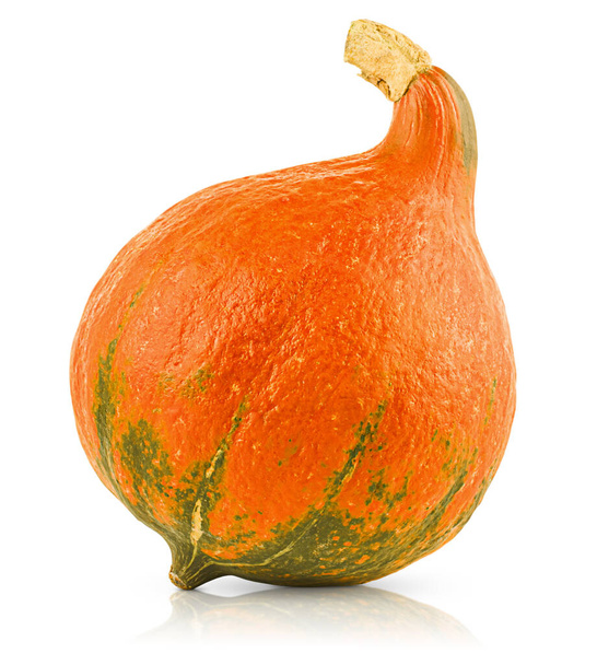 una calabaza naranja entera sobre fondo blanco aislado - Foto, Imagen