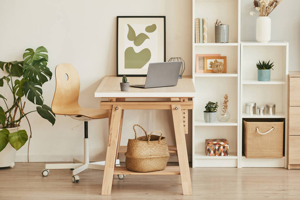 Nature Elements in Home Office - Foto, imagen