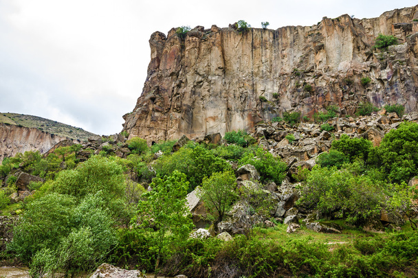 山の風景グランドキャニオン ウフララ トルコ ・ カッパドキア地方 - 写真・画像