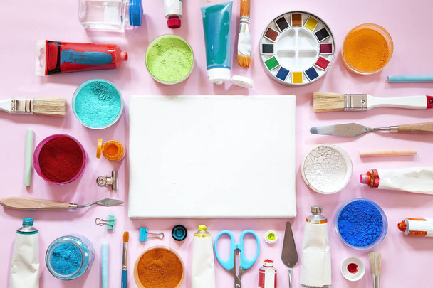 Painting equipment on pink background - top view - Foto, imagen