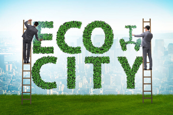 Eco πόλη στην οικολογία έννοια με επιχειρηματία - Φωτογραφία, εικόνα