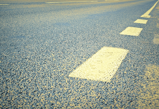 asfalt weg textuur met strepen - Foto, afbeelding