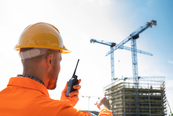 OSHA Inspection Worker At Construction Site. Building Safety - Foto, Imagem