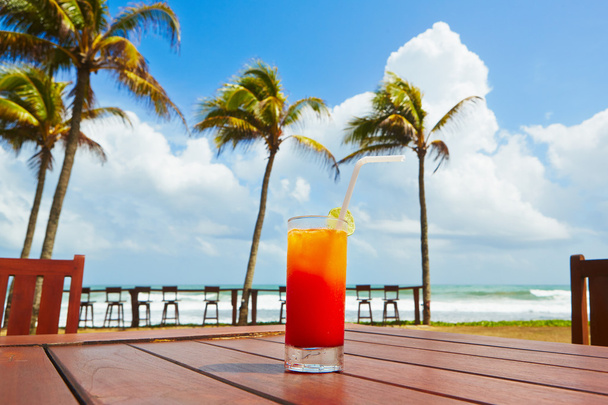 Drink on the beach - Фото, изображение