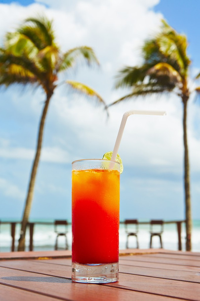 Drink on the beach - Foto, imagen