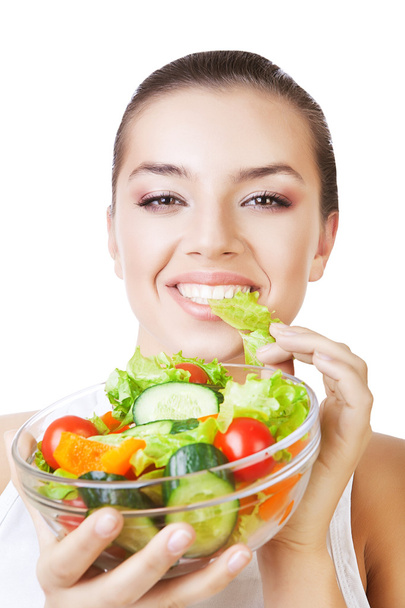 Woman eating salad - Valokuva, kuva