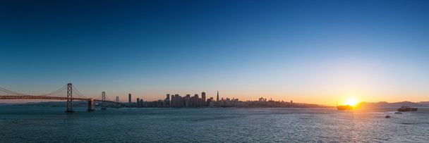 サンフランシスコの日没 - 写真・画像