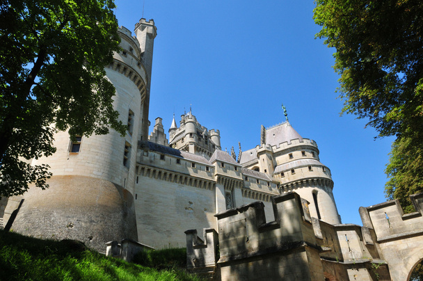 Picardie, malebný hrad pierrefonds v oblasti oise - Fotografie, Obrázek