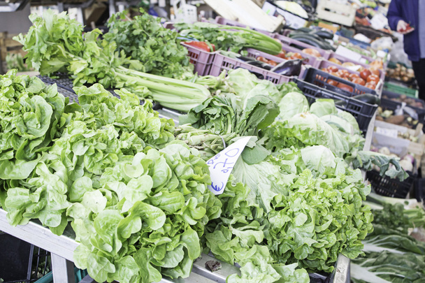 Gemüsehändler im Salatviertel - Foto, Bild
