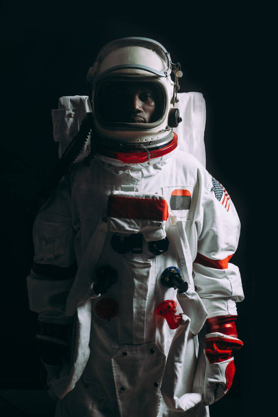 Abstract concept of an astronaut lost in the space - Foto, Bild