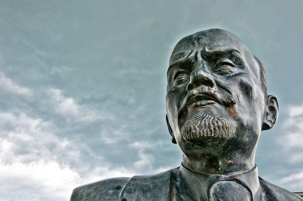 Estatua de Lenin en Cavriago, Emilia-Romaña, Italia
 - Foto, Imagen